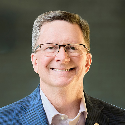 Headshot of Patrick Woodie