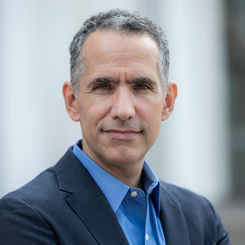 Esteban Rossi-Hansberg