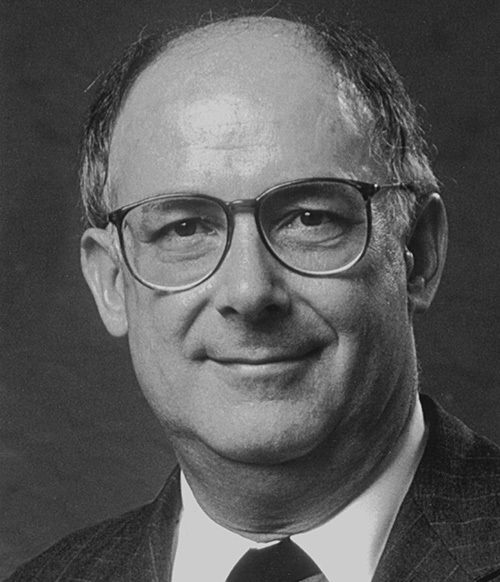 Headshot image of Al Broaddus.