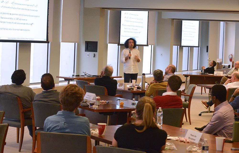 Ali Shourideh presenting his paper