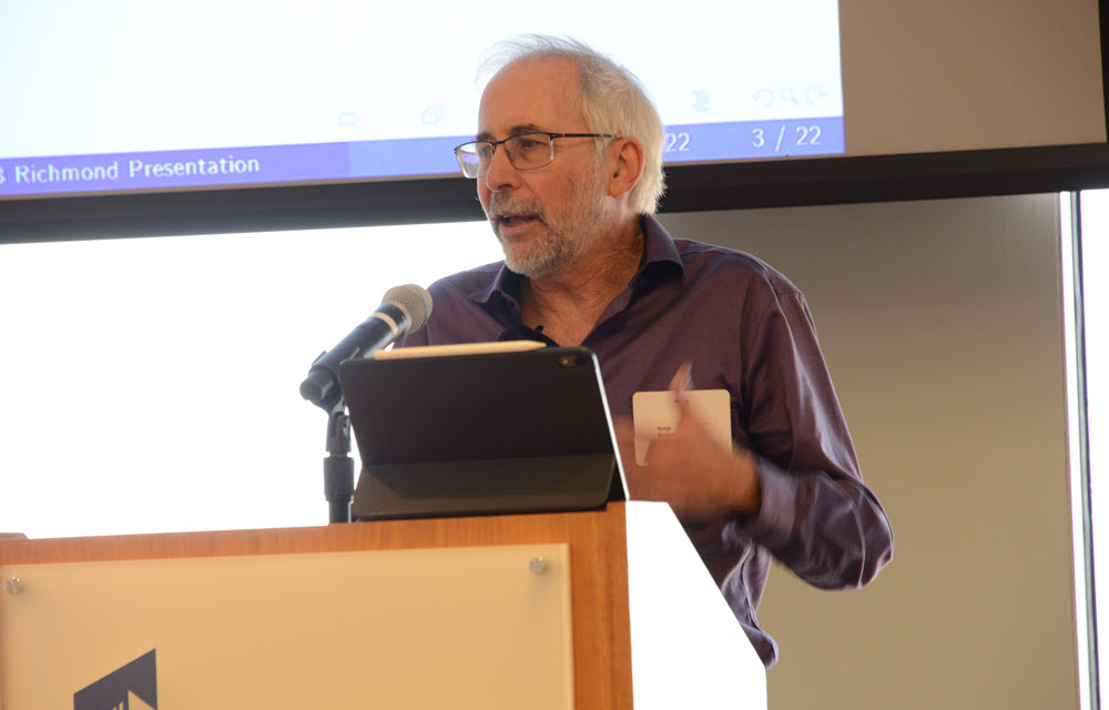 Keynote speaker Kevin Lang presenting