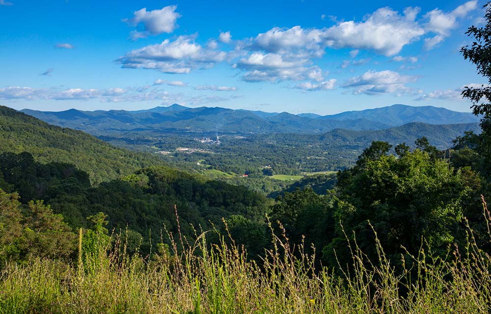 President Tom Barkin visiting Western North Carolina