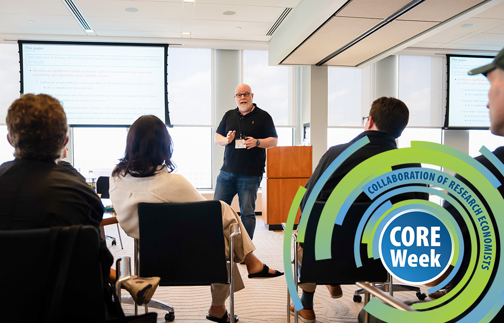 Erik Hurst presents to CORE Week visitors at the Richmond Fed.