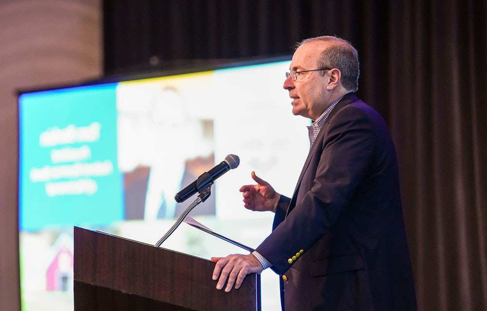 Richmond Fed President Tom Barkin giving a speech